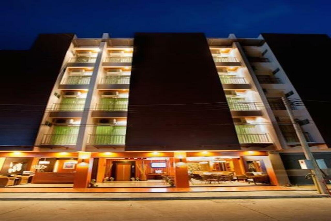 Deva Suites Patong Phuket Esterno foto