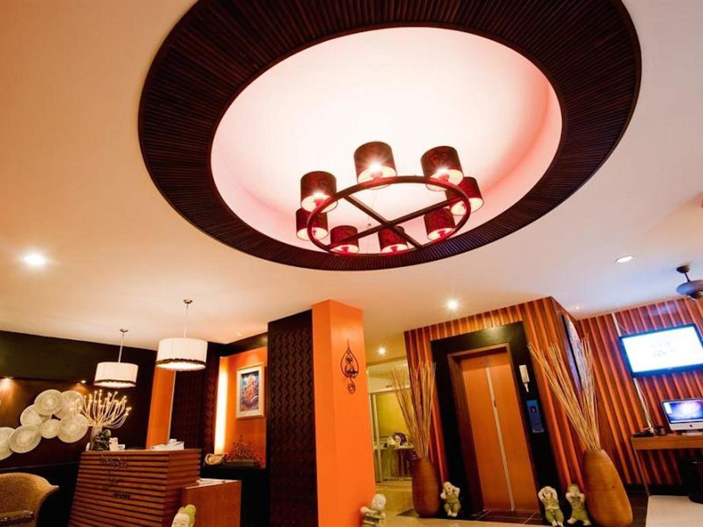 Deva Suites Patong Phuket Esterno foto