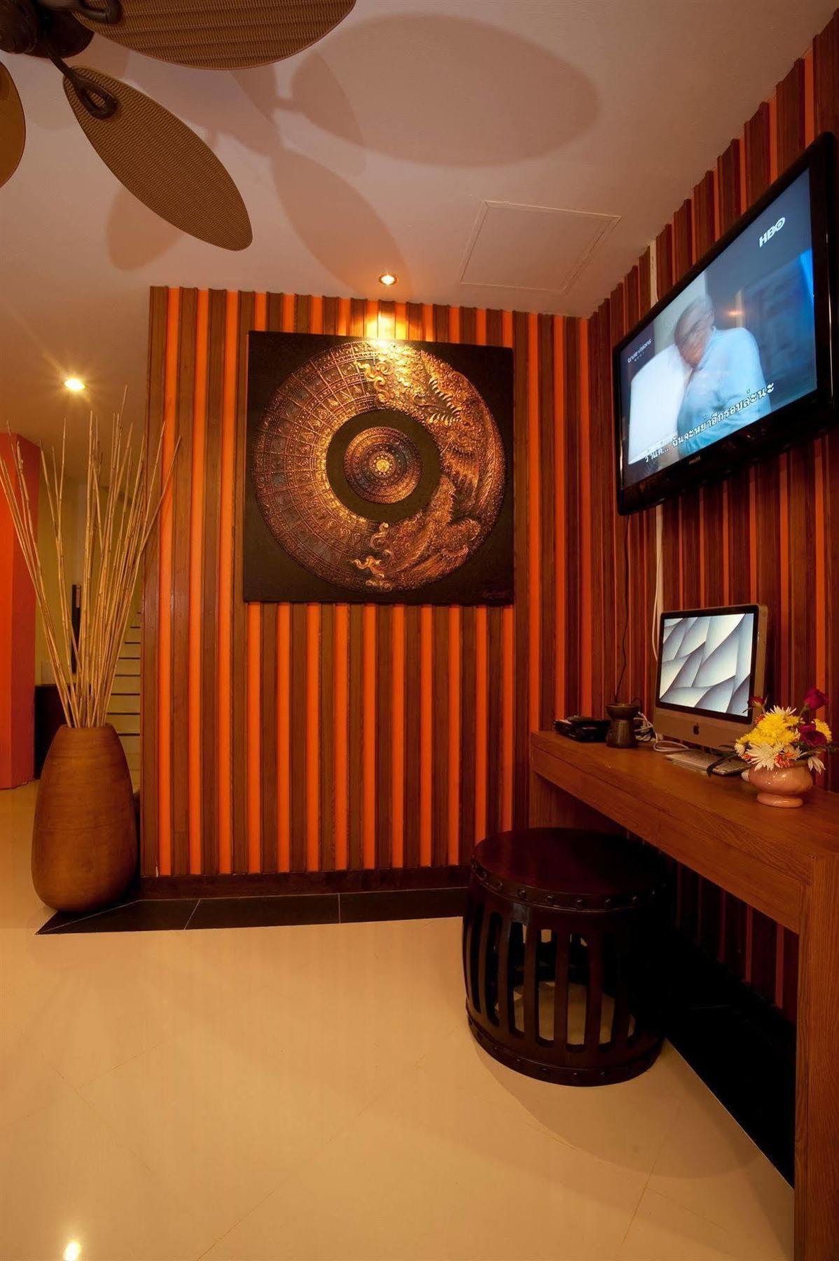 Deva Suites Patong Phuket Esterno foto