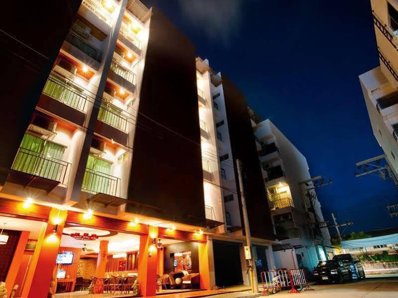 Deva Suites Patong Phuket Esterno foto